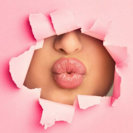 Only2Chat - Chatroulette Random Video Chat